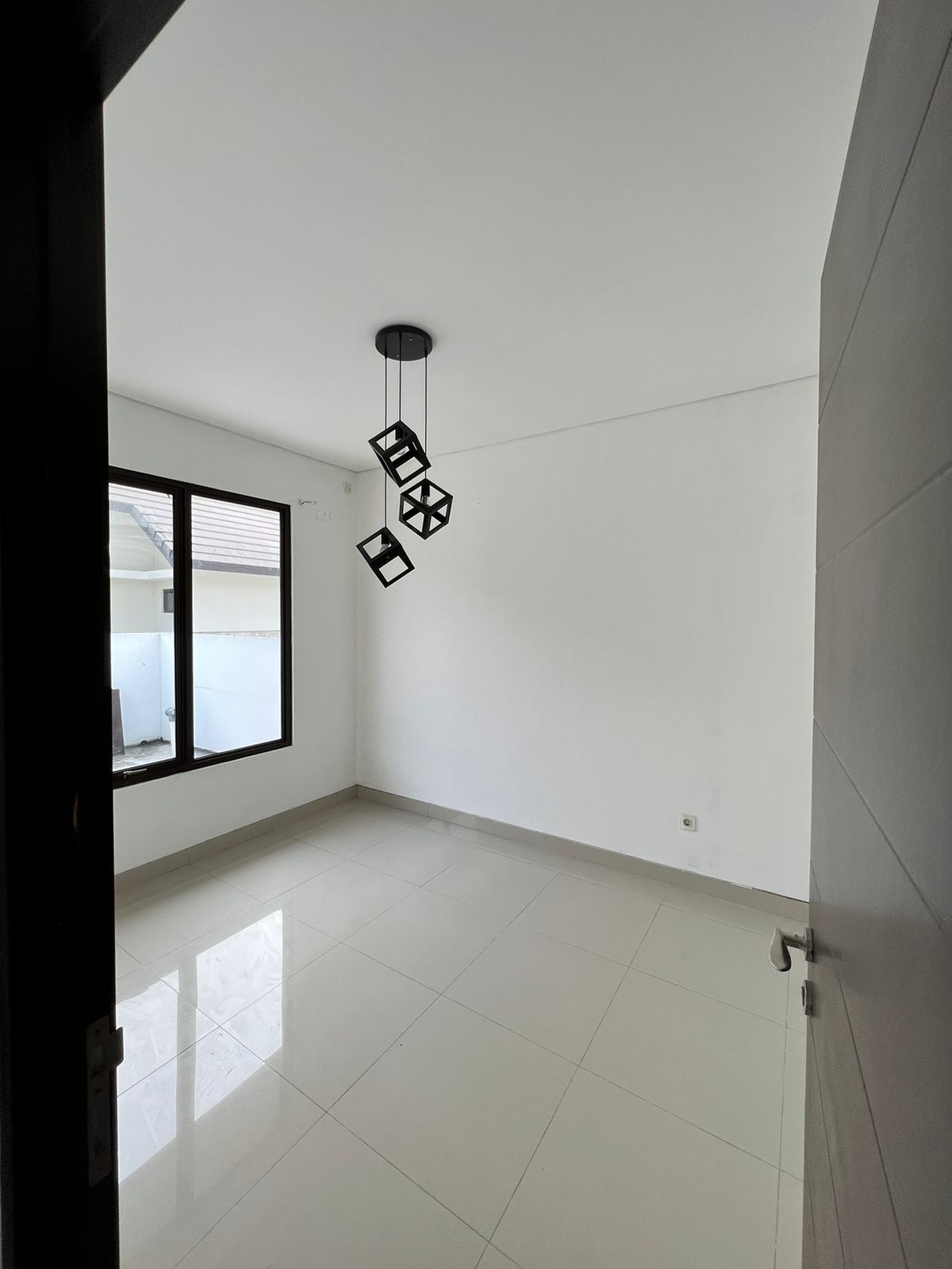 Rumah Dijual di Cluster Cosmo Lippo Cikarang